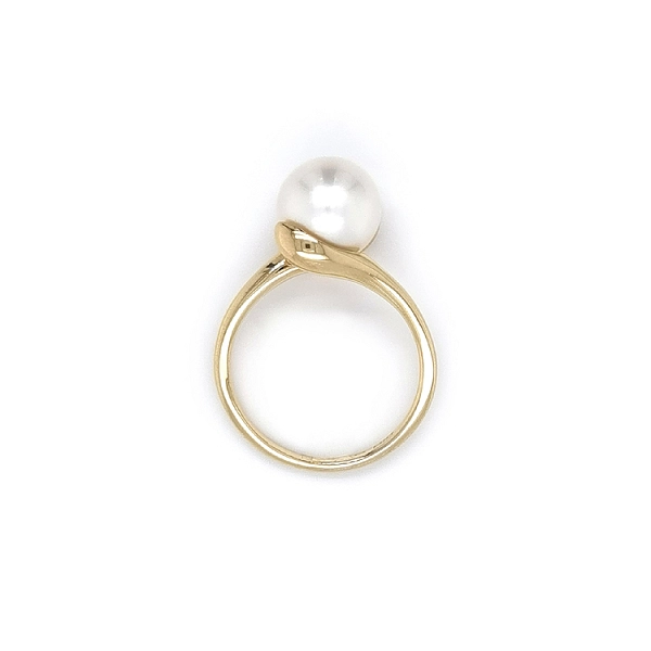 Goldring mit Perle