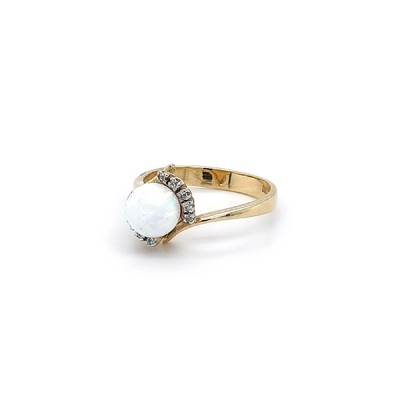 Goldring mit Opal und Zirkonen