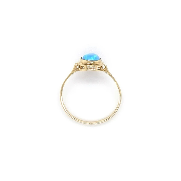 Goldring mit blauem Opal