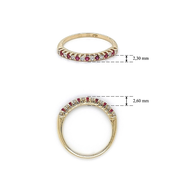 Goldring mit roten Steinen