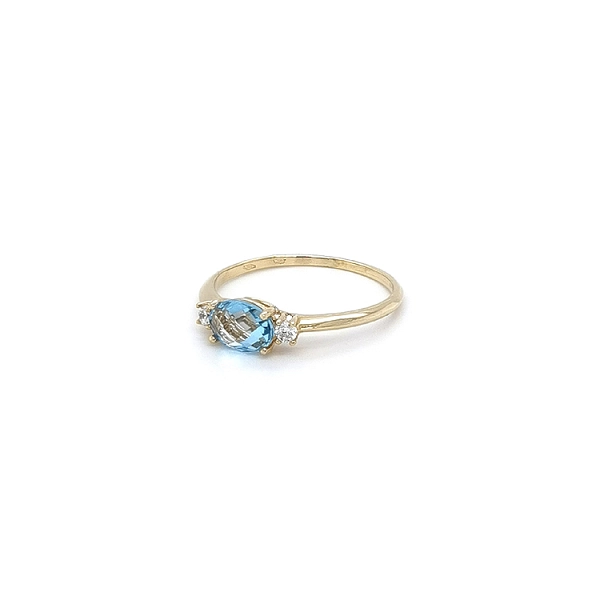 Goldring mit Topas