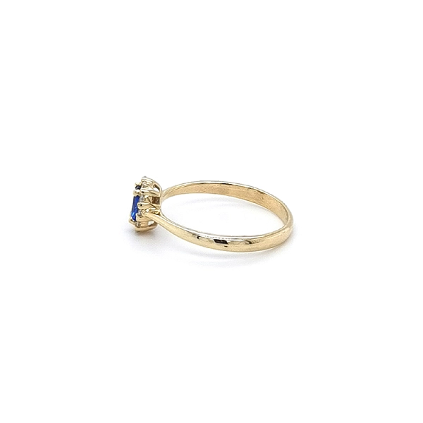 Goldener Ring mit Mordé-Stein