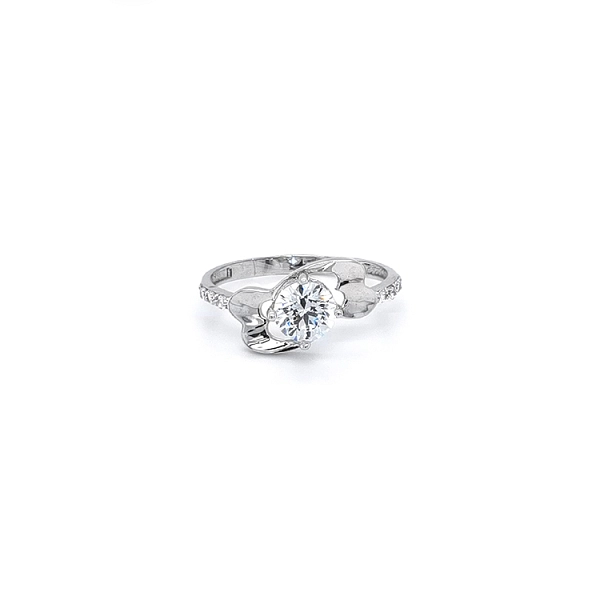 Ring mit Zirkonen aus Weißgold