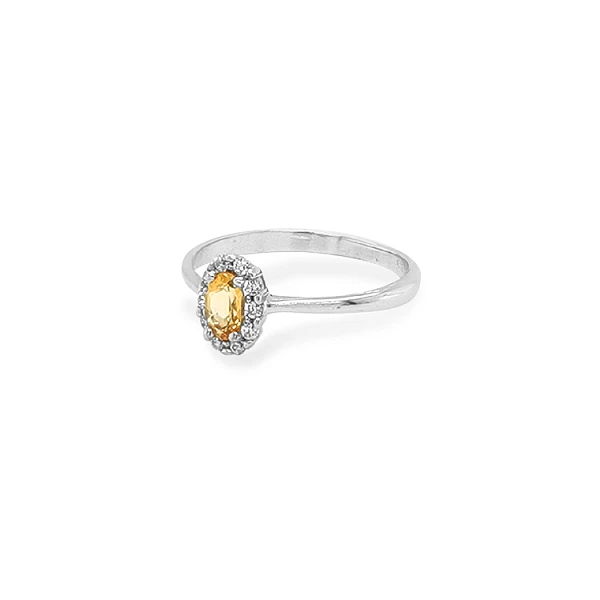 Goldring mit farbigen Steinen