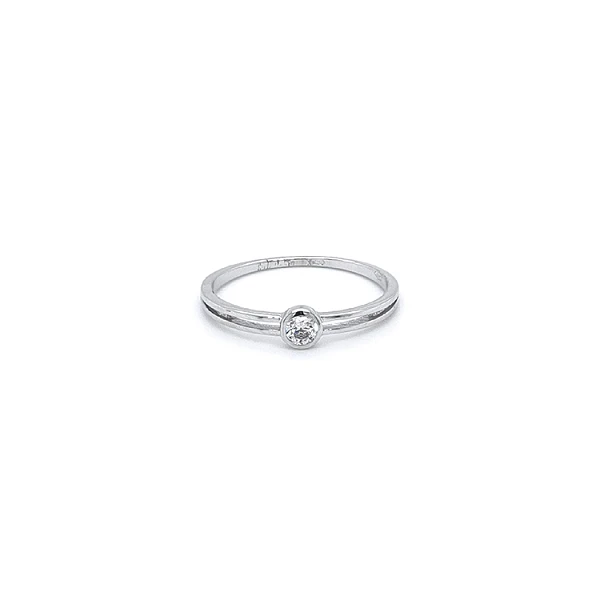 Verlobungsring mit Zirkon aus Weißgold