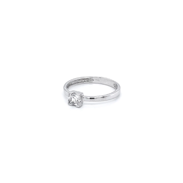 Verlobungsring mit Zirkon aus Weißgold