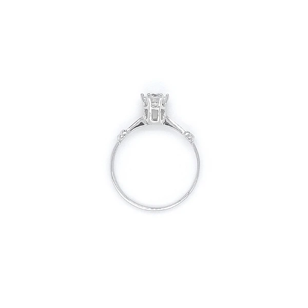 Verlobungsring mit Zirkon aus Weißgold