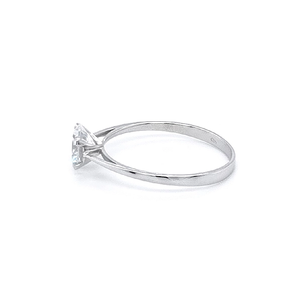 Verlobungsring mit Zirkon aus Weißgold