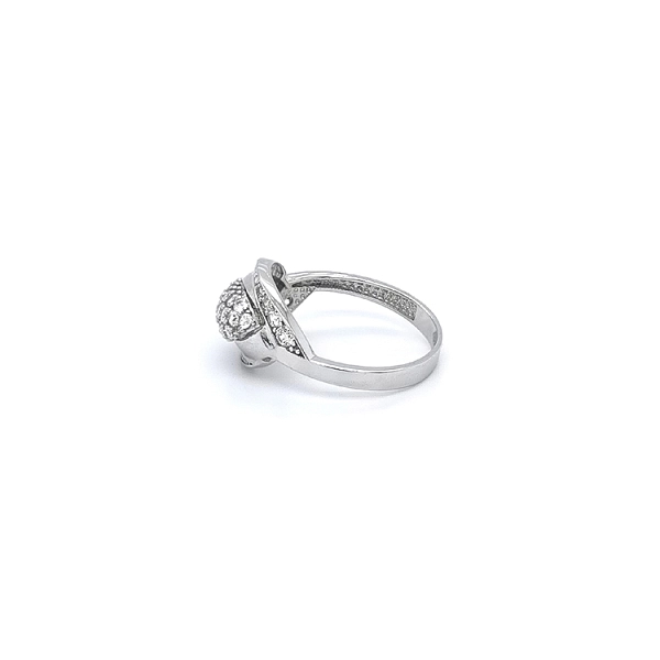Ring mit Zirkonen aus Weißgold