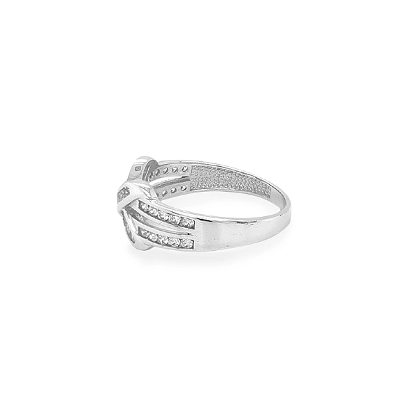 Goldring mit Zirkonen
