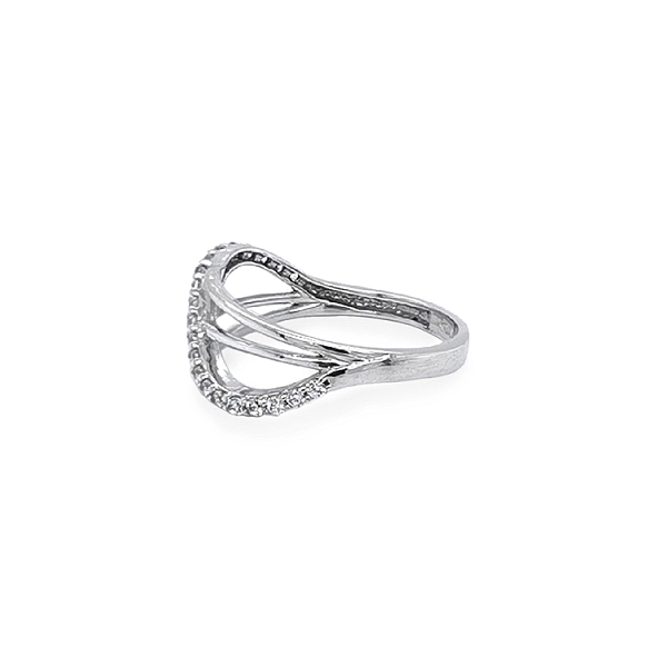 Goldring mit Zirkonen