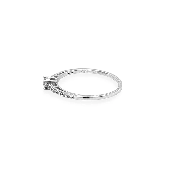 Gold Verlobungsring mit Amethyst
