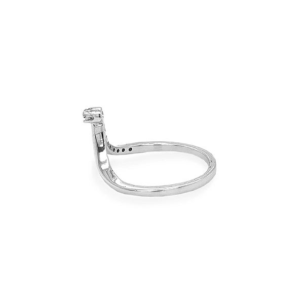 Goldring mit Zirkonen