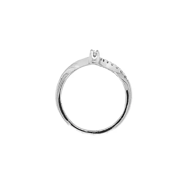 Goldring mit Zirkonen