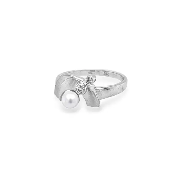 Goldring mit Perle und Zirkonen