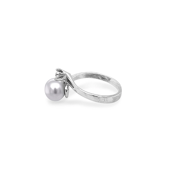 Goldring mit Perle