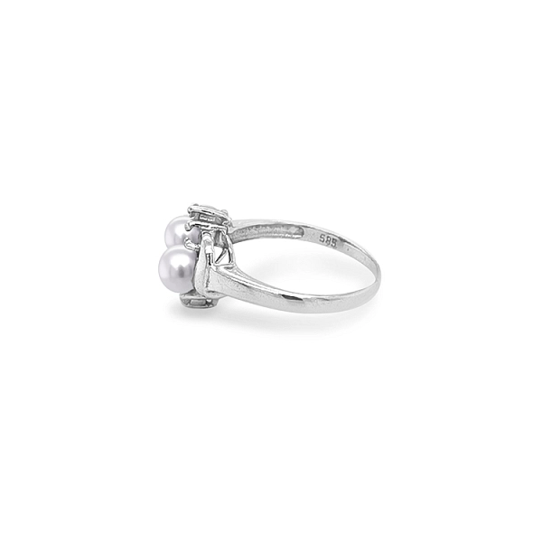 Goldring mit Perle und Zirkonen