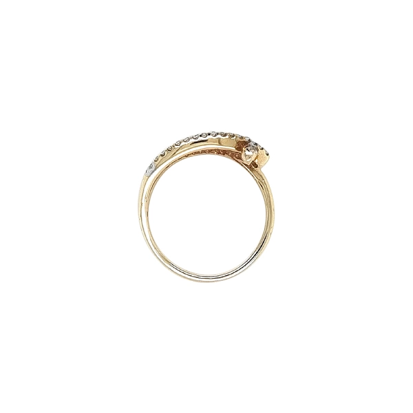 Goldring mit Zirkonen
