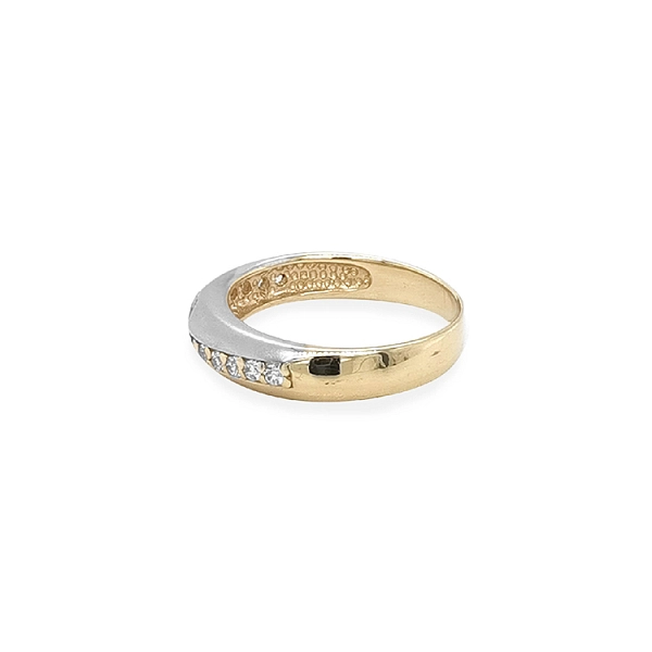Goldring mit Zirkonen aus kombiniertem Gold
