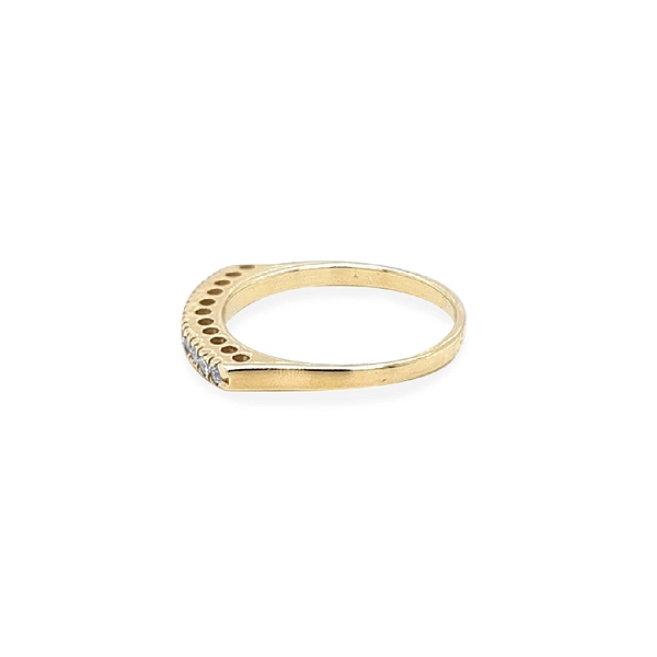 Goldring mit Zirkonen