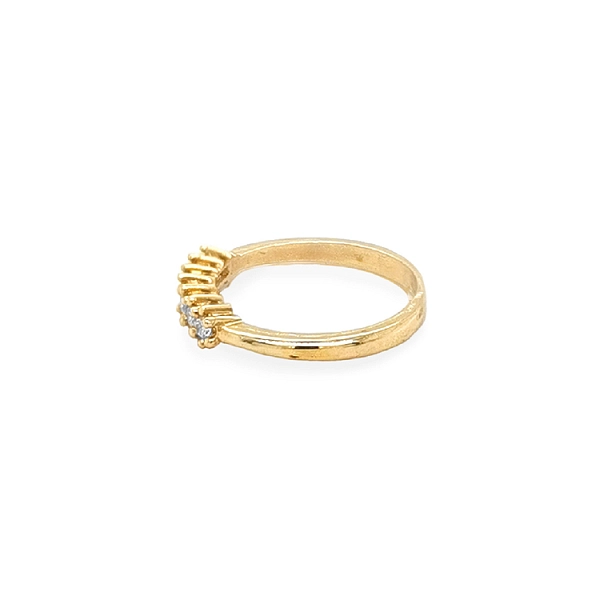 Goldring mit Zirkonen