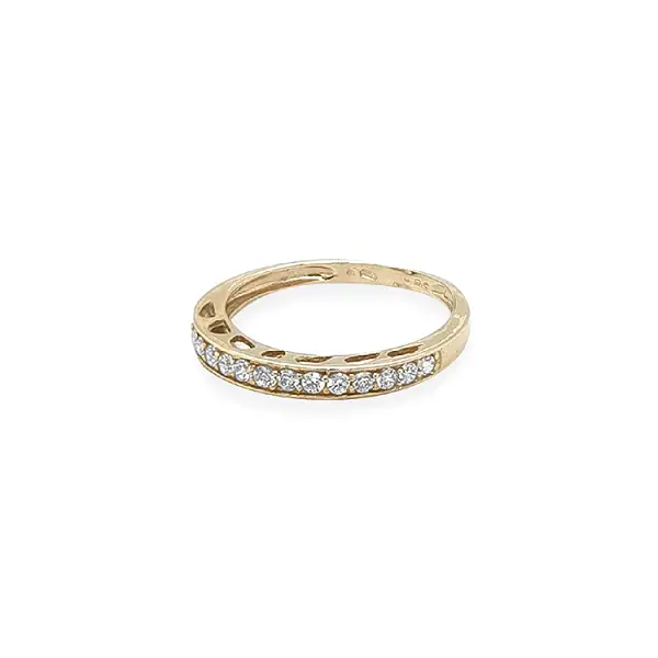 Goldring mit Zirkonen