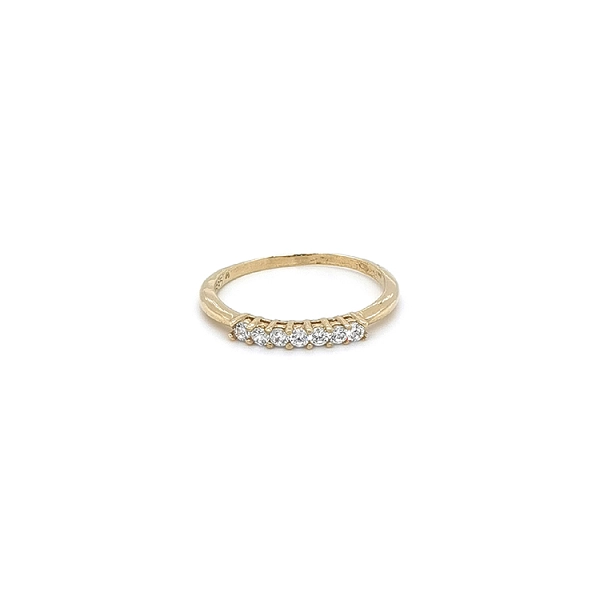 Goldring mit Zirkonen
