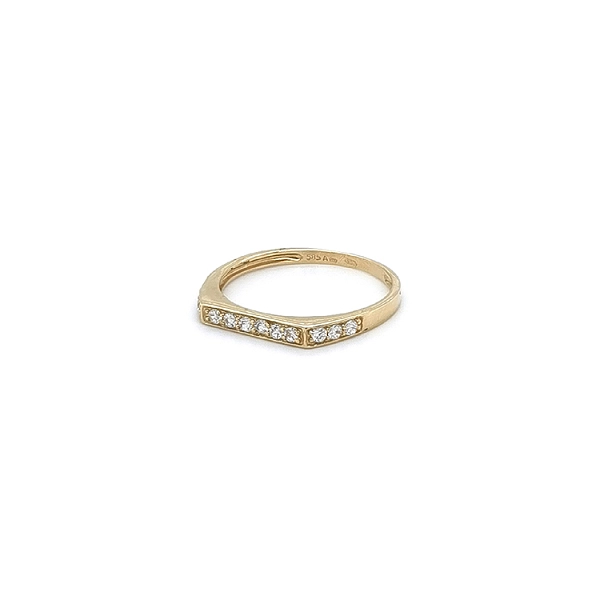 Goldring mit Zirkonen