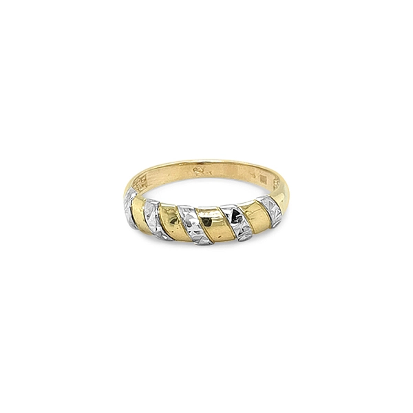 Goldring aus Kombinationsgold