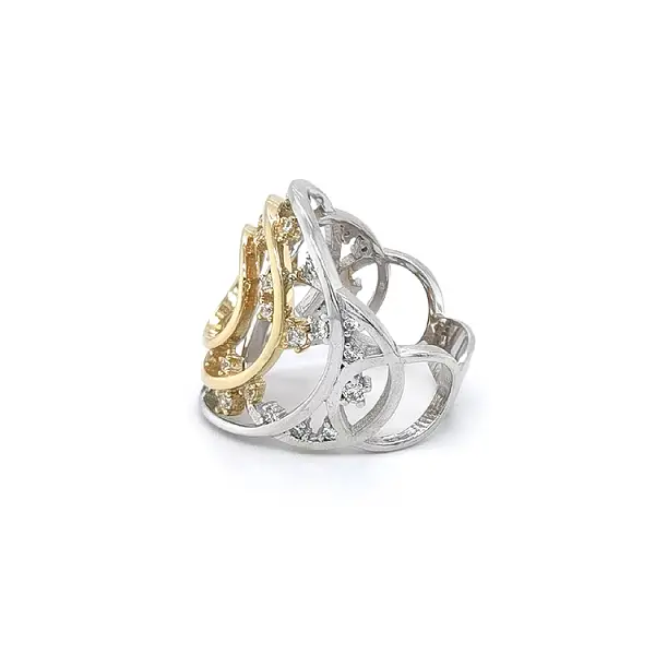 Ring mit Zirkonias in Gold-Kombination