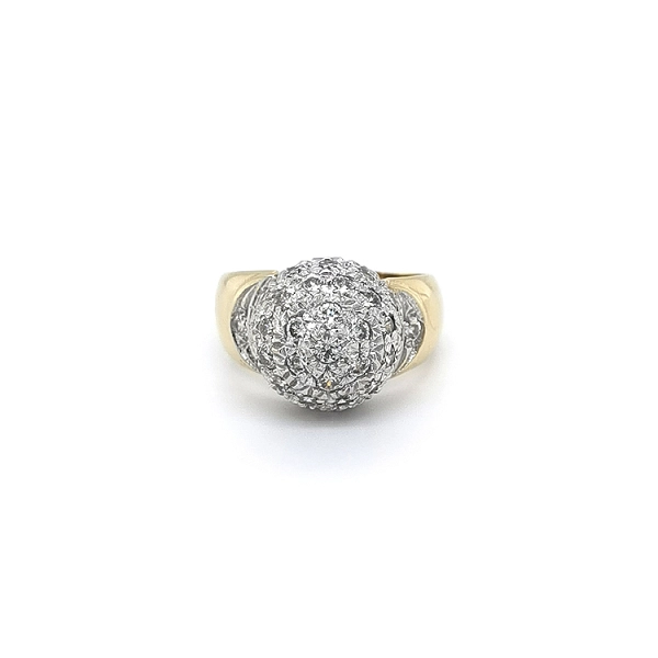 Ring mit Zirkonias in Gold-Kombination