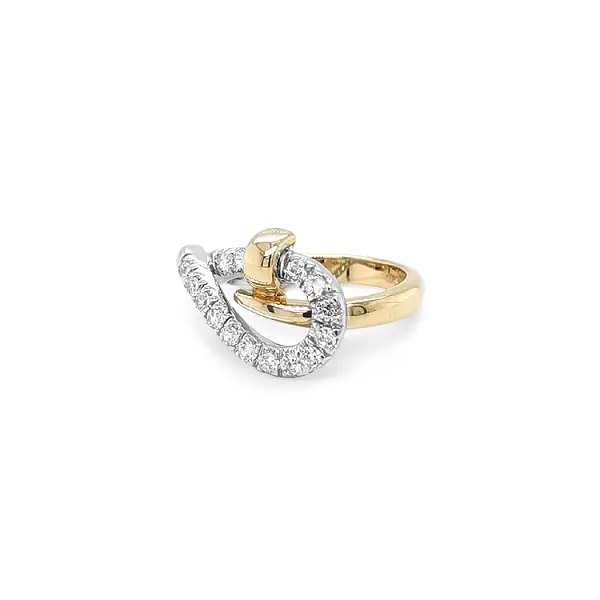 Goldring mit Zirkonen