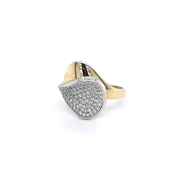Goldring mit Zirkonen