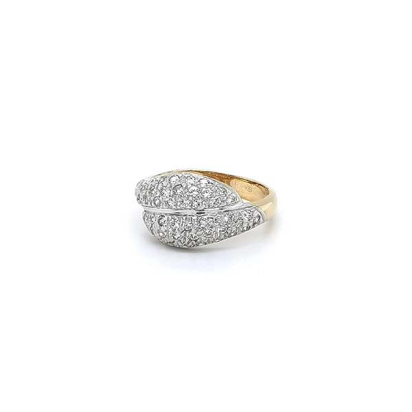 Ring mit Zirkonias in Gold-Kombination
