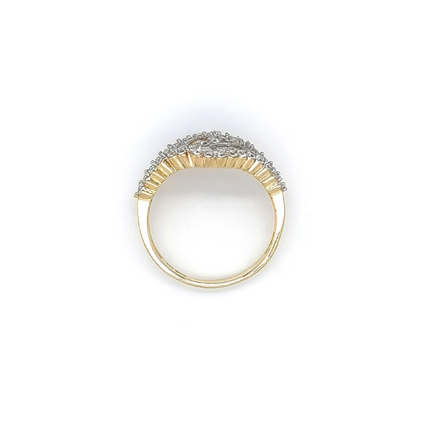Ring mit Zirkonias in Gold-Kombination