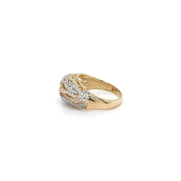 Ring mit Zirkonias in Gold-Kombination