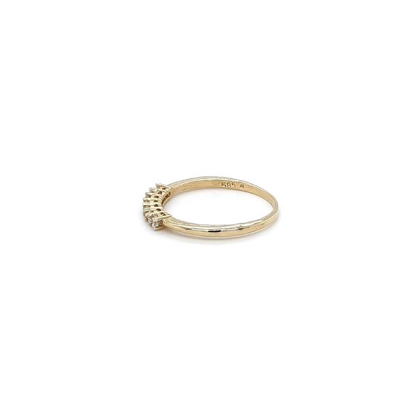 Goldring mit Zirkonen