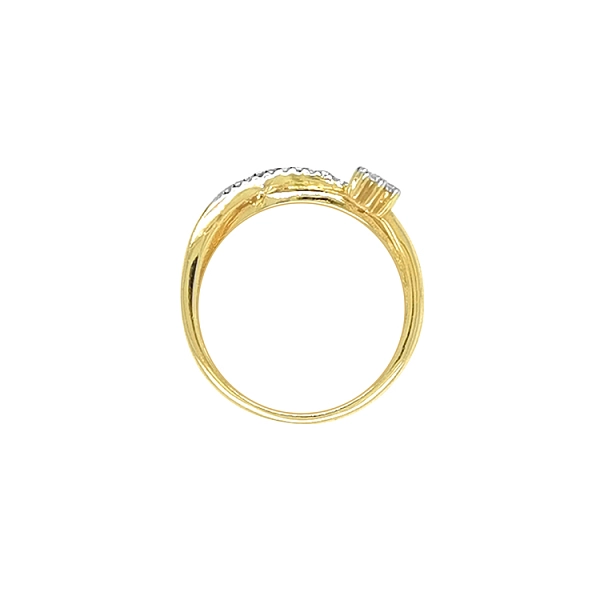 Goldring mit Zirkonen
