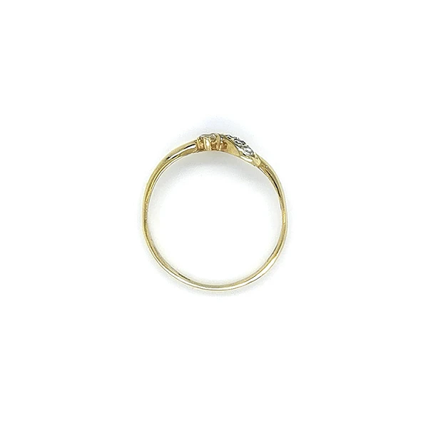 Goldring mit Zirkonen