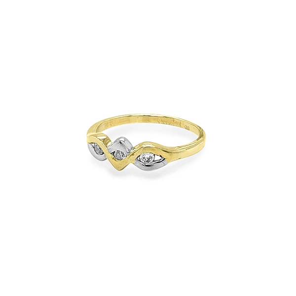 Goldring mit Zirkonen aus kombiniertem Gold