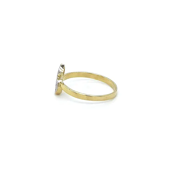 Ring mit Zirkonias in Gold-Kombination