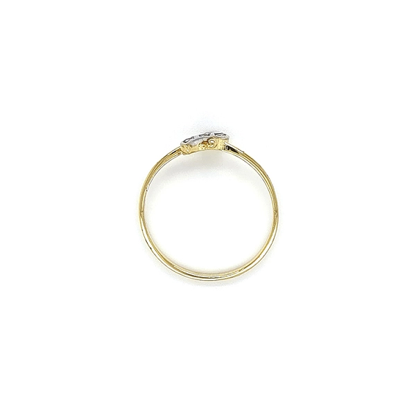 Ring mit Zirkonias in Gold-Kombination