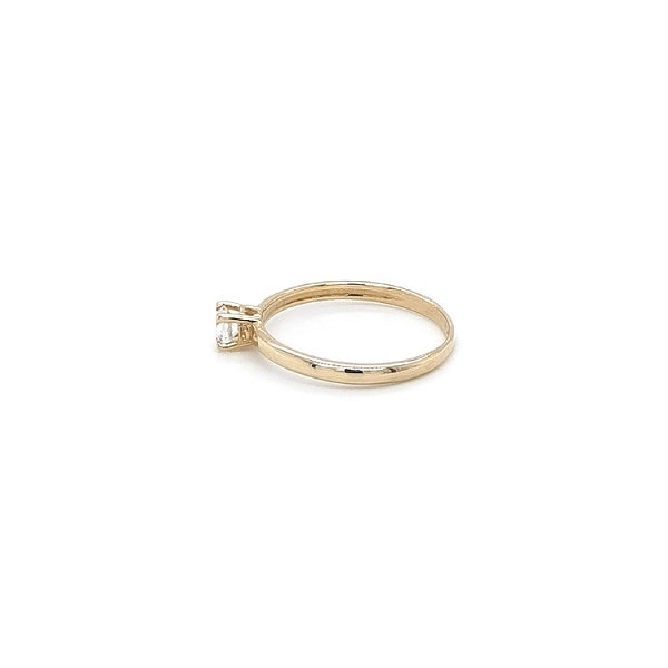 Gold Verlobungsring mit Zirkon