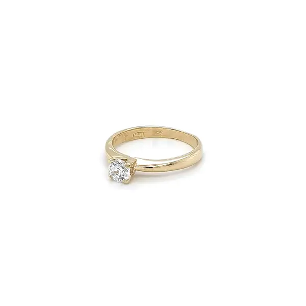 Gold Verlobungsring mit Zirkon