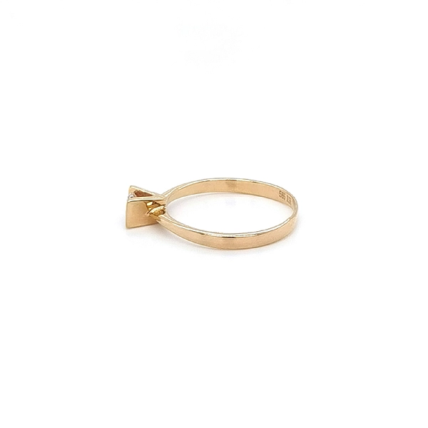 Gold Verlobungsring mit Zirkon