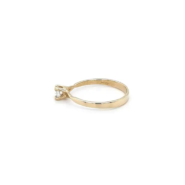 Gold Verlobungsring mit Zirkon