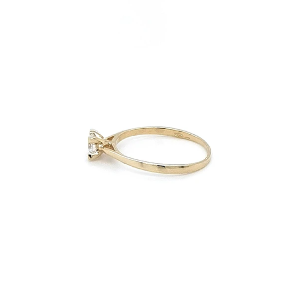 Gold Verlobungsring mit Zirkon