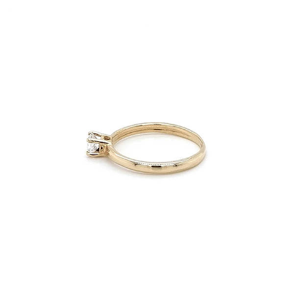 Gold Verlobungsring mit Zirkon