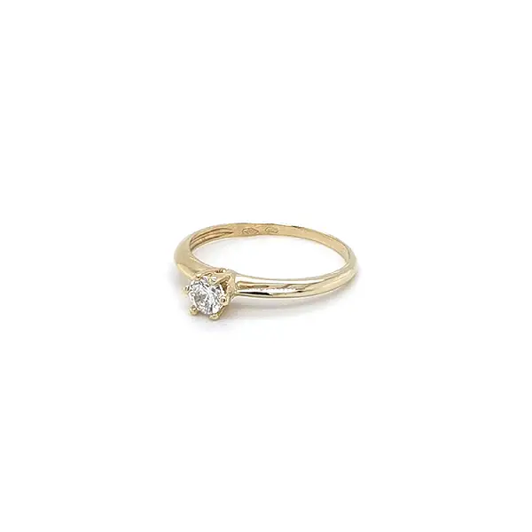 Gold Verlobungsring mit Zirkon