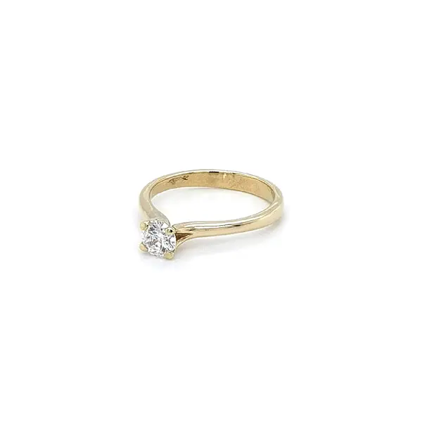 Gold Verlobungsring mit Zirkon